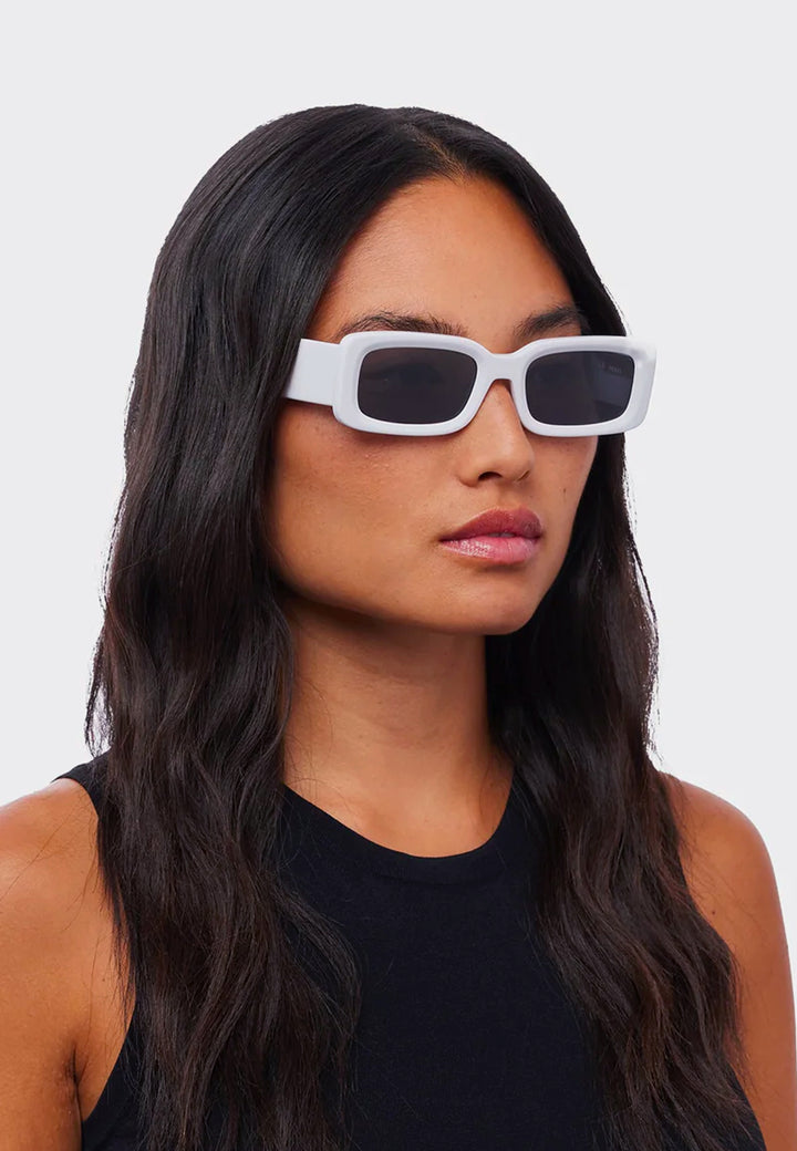 Verve Sunglasses - White/Black