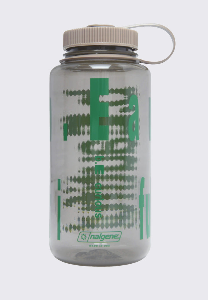 b.E Curious Nalgene Bottle - Cotton/Green 1L