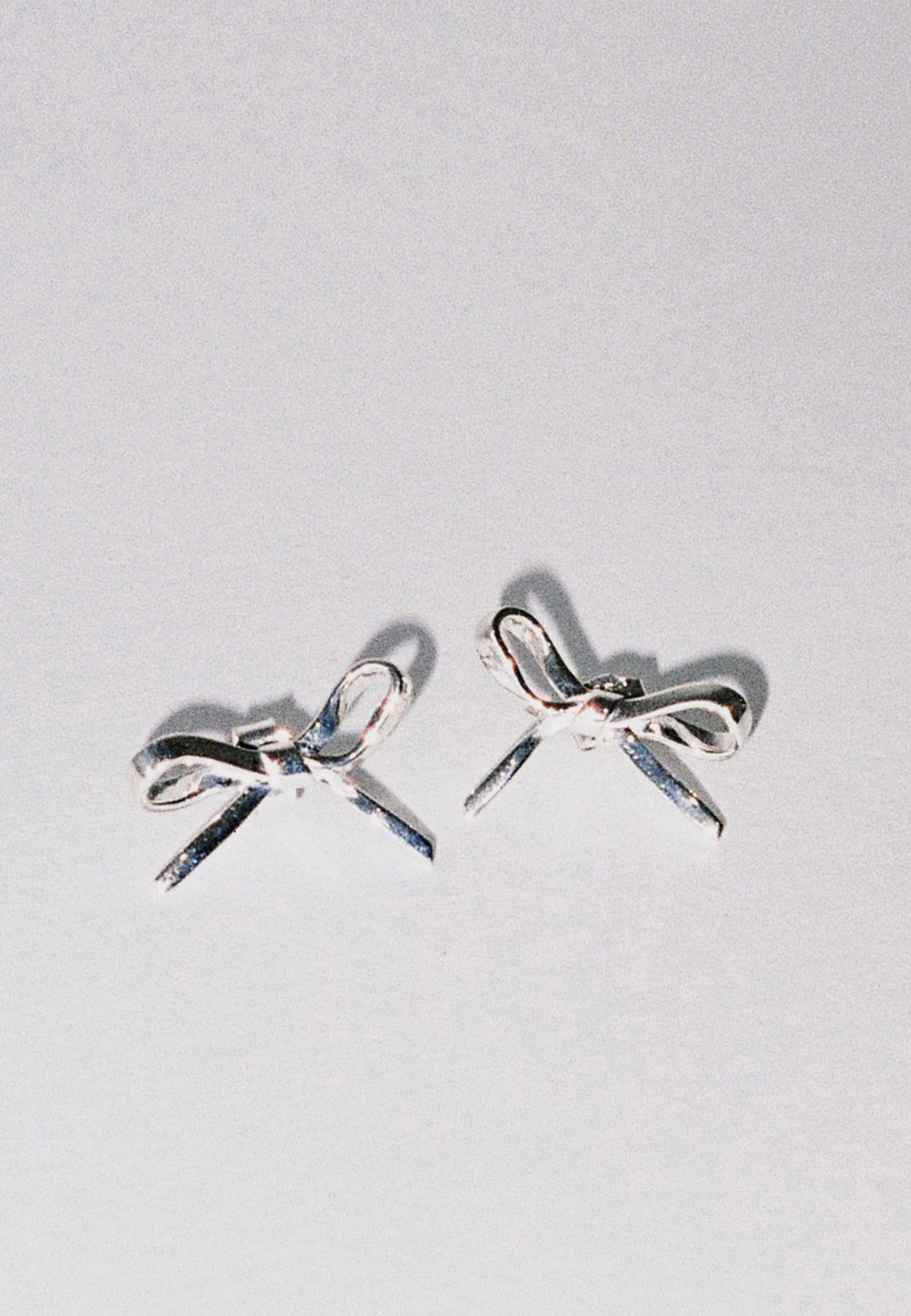 Long Bow Pearl Earrings in Sterling Silver | JOIA De Majorca
