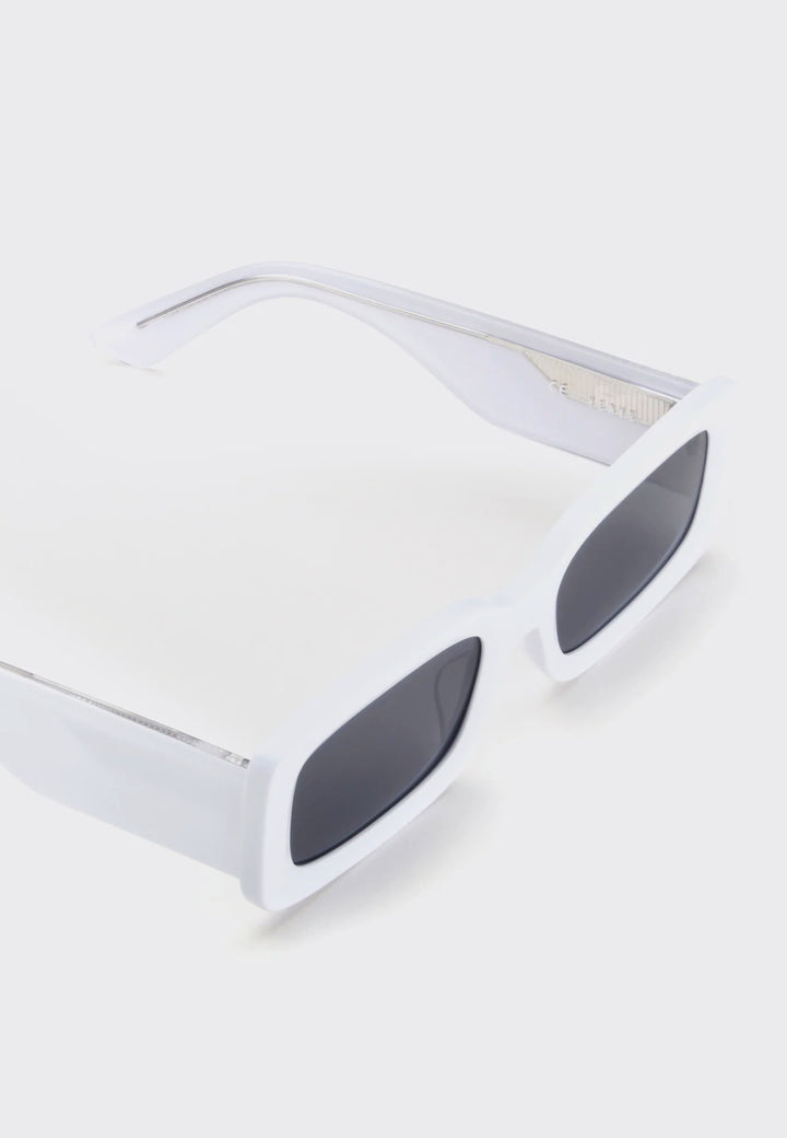 Verve Sunglasses - White / Black
