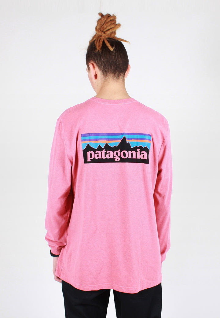 Patagonia P-6 Logo Responsibili-Tee Long Sleeve T-Shirt - sticker pink - Good As Gold