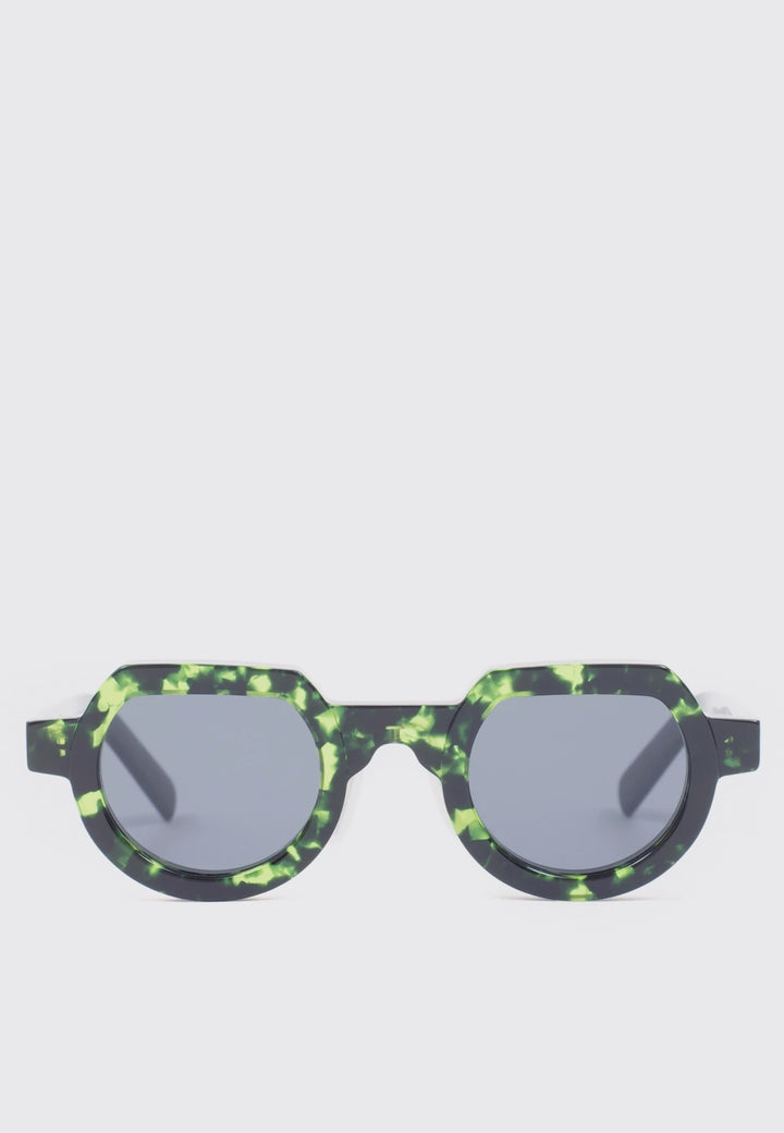 Tani Sunglasses - black/green tortoise/black