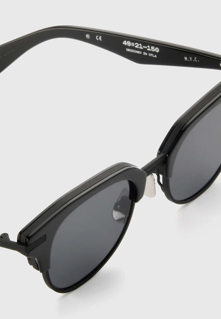 M.Y.C Sunglasses - black