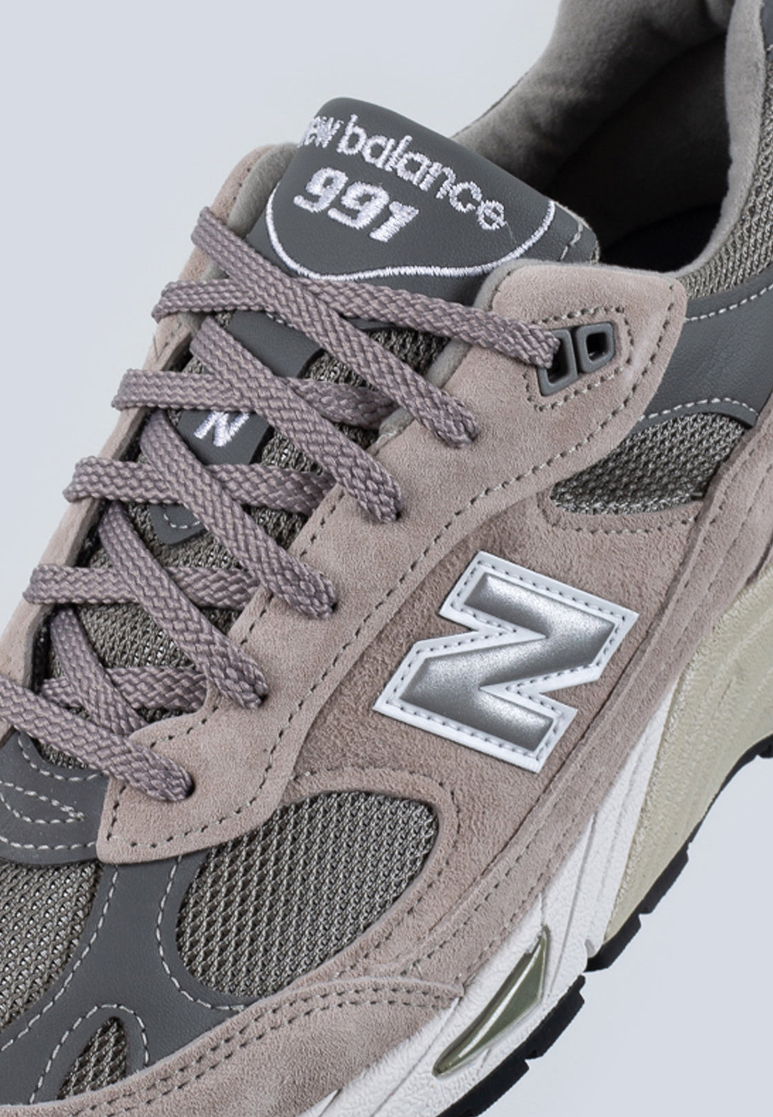 M991GL Made In England - grey/silver