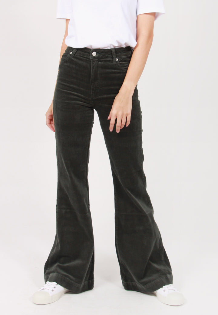 Rollas Eastcoast Flare Jeans - ivy cord - Good As Gold